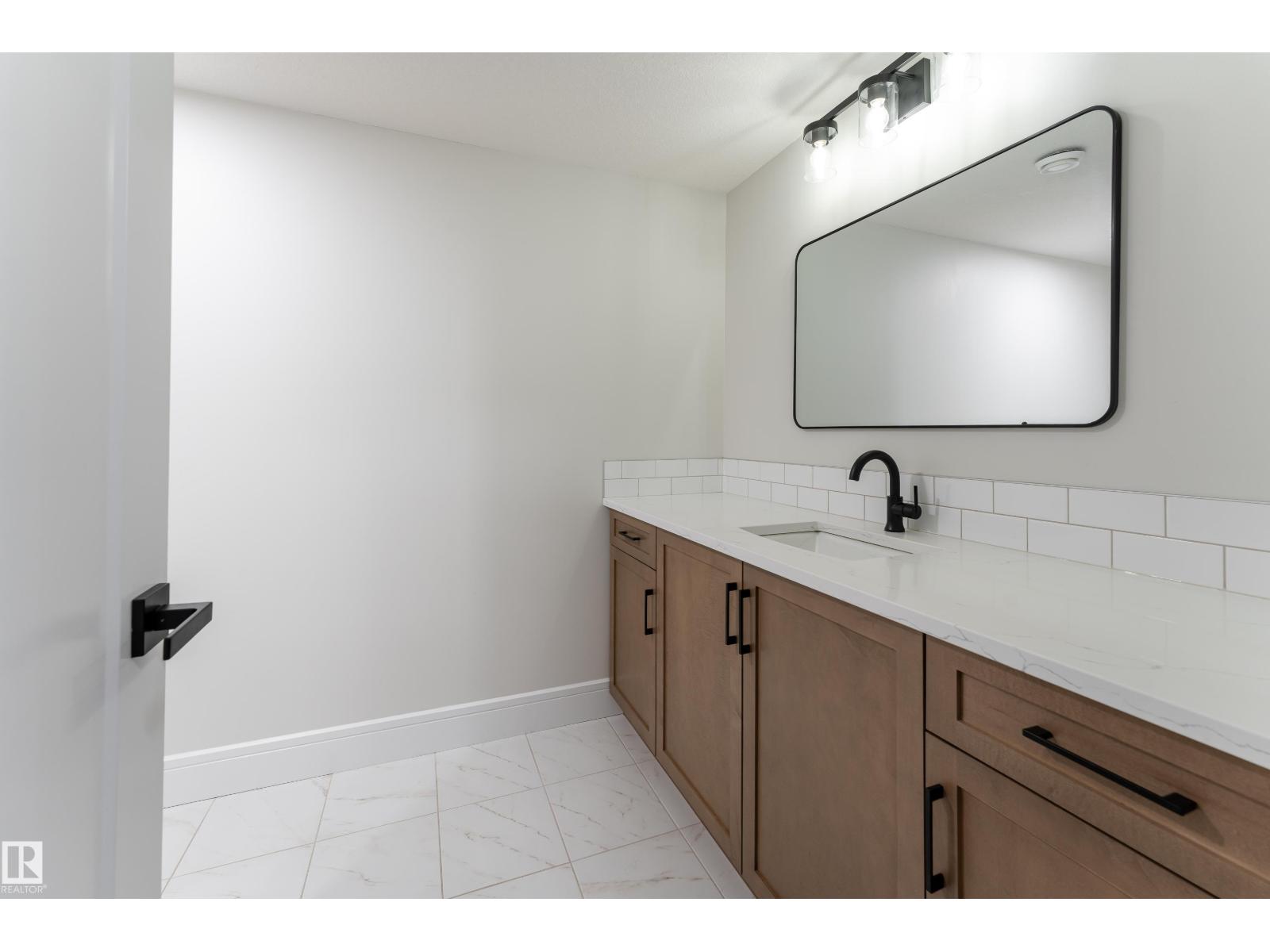 9383 226 St Nw Property Photo 57