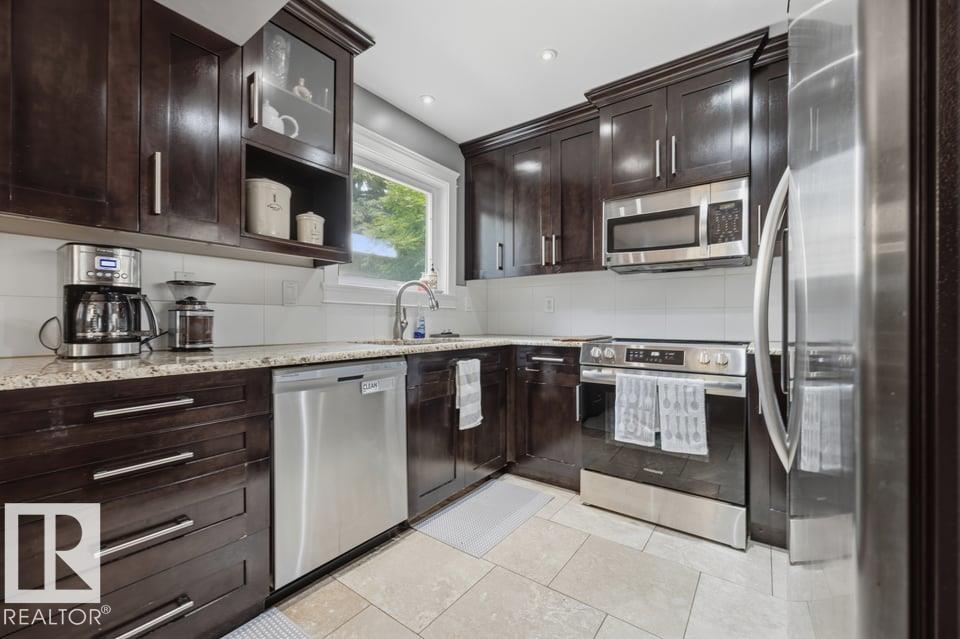 10321 137 St Nw Property Photo 12