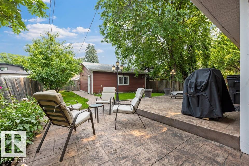 10321 137 St Nw Property Photo 45