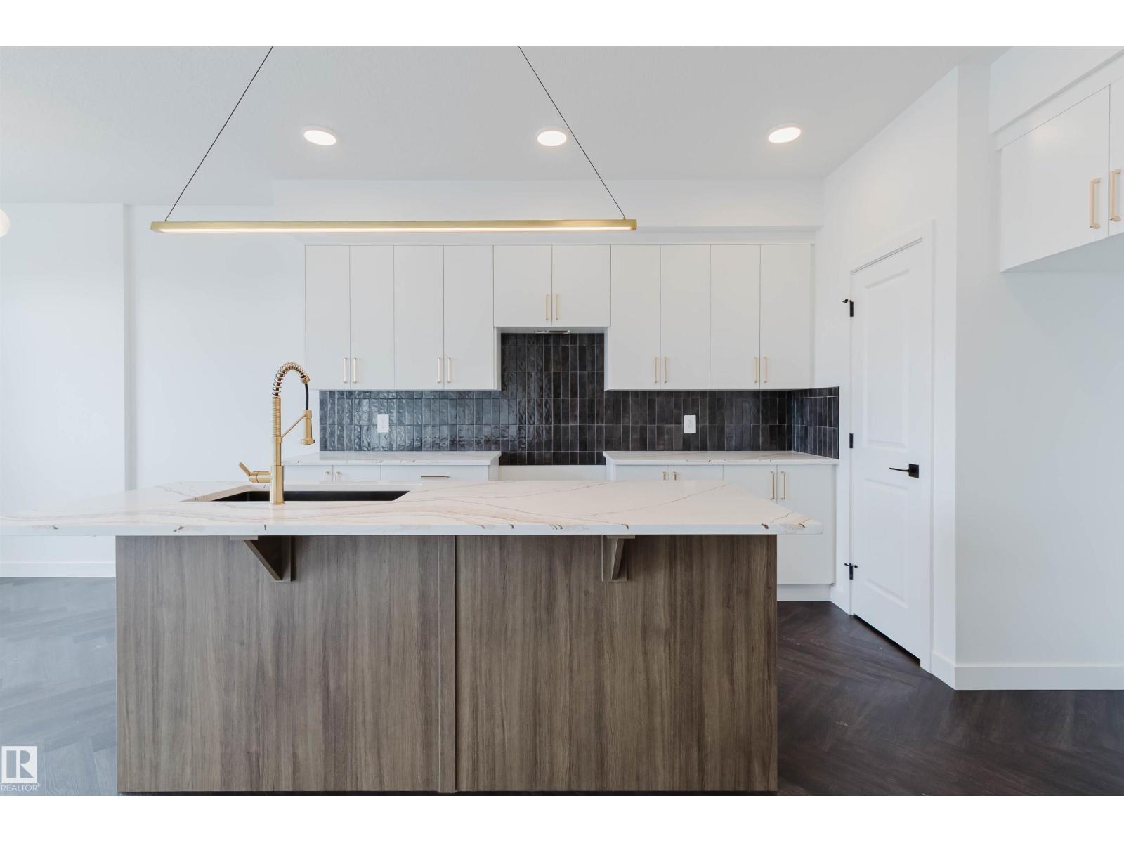 8300 Kiriak Lo Sw Property Photo 1