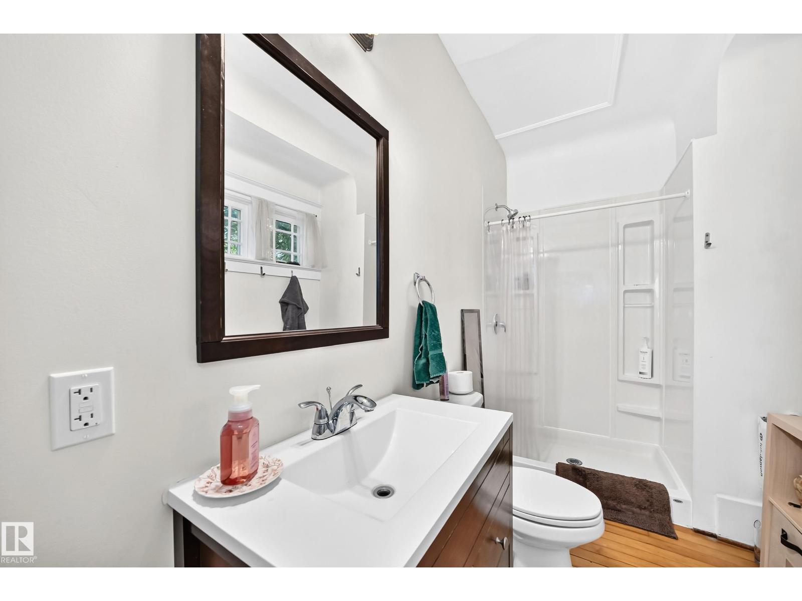 8630 108a St Nw Property Photo 15