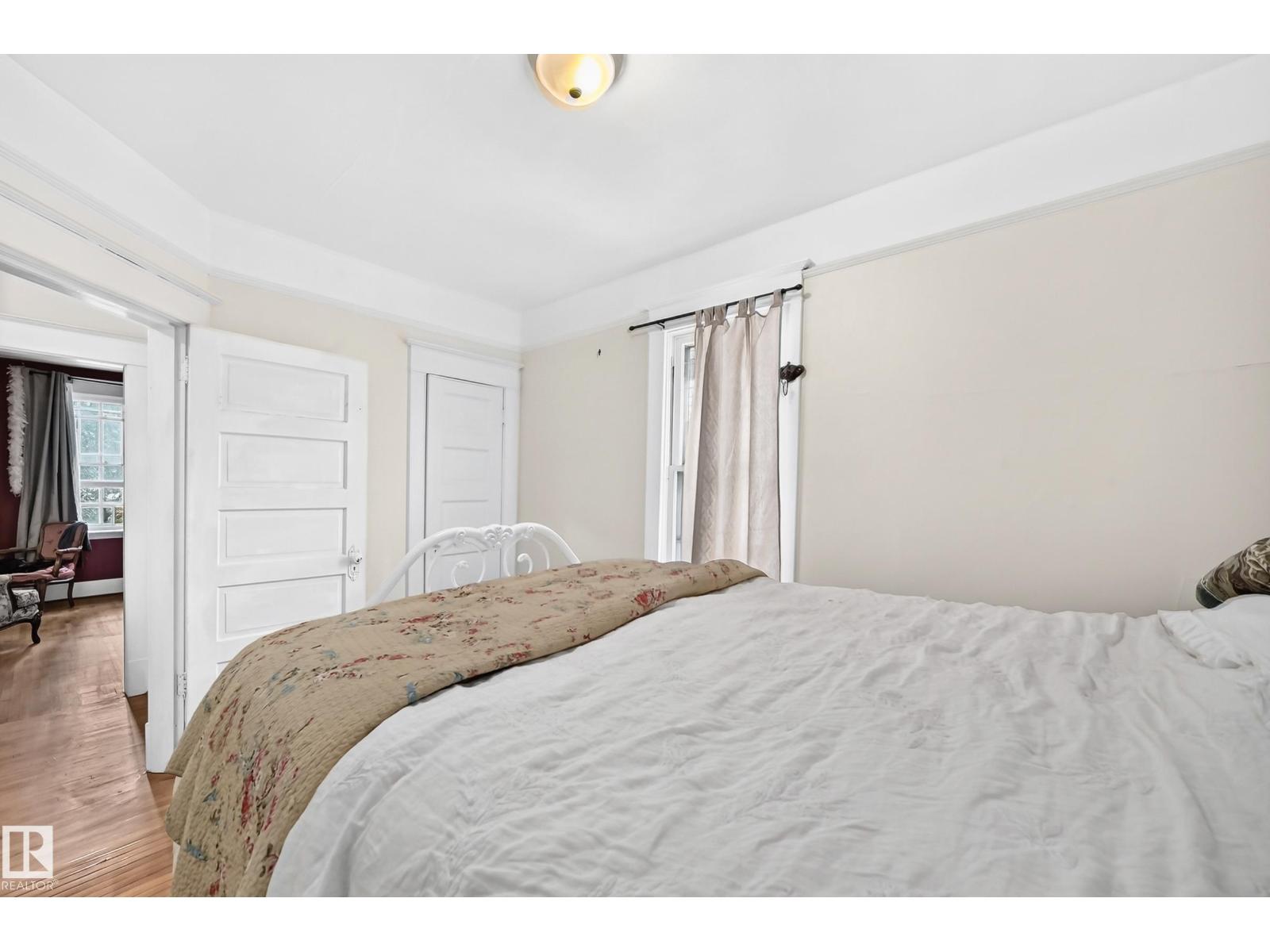 8630 108a St Nw Property Photo 23