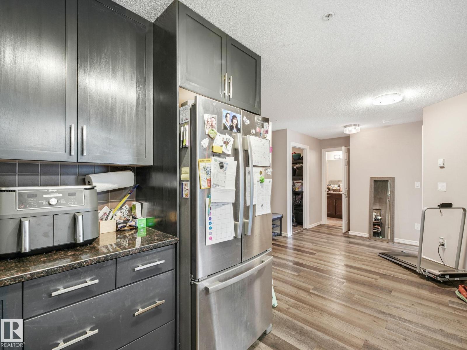 #214 2204 44 Av Nw Property Photo 16