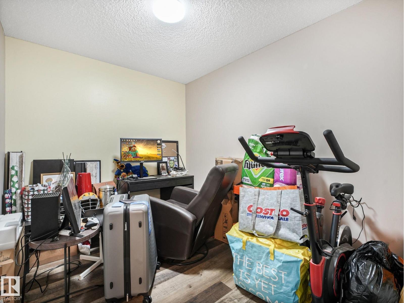 #214 2204 44 Av Nw Property Photo 23