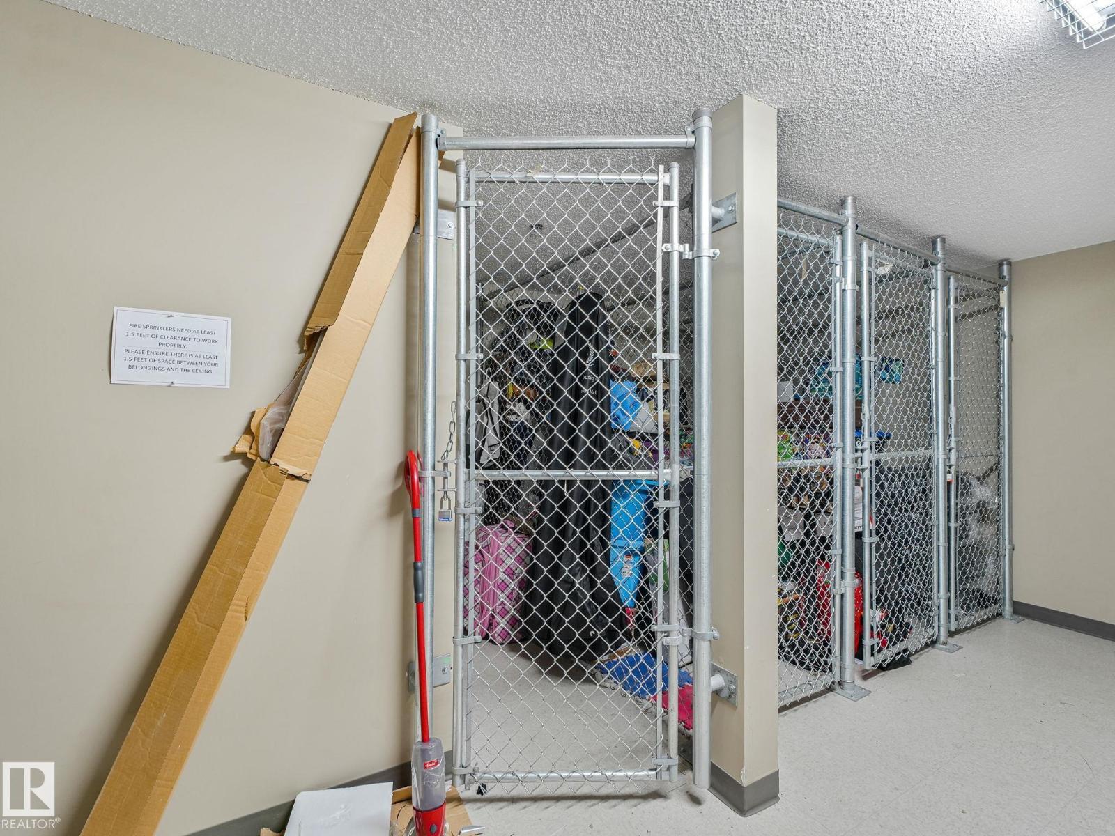 #214 2204 44 Av Nw Property Photo 26