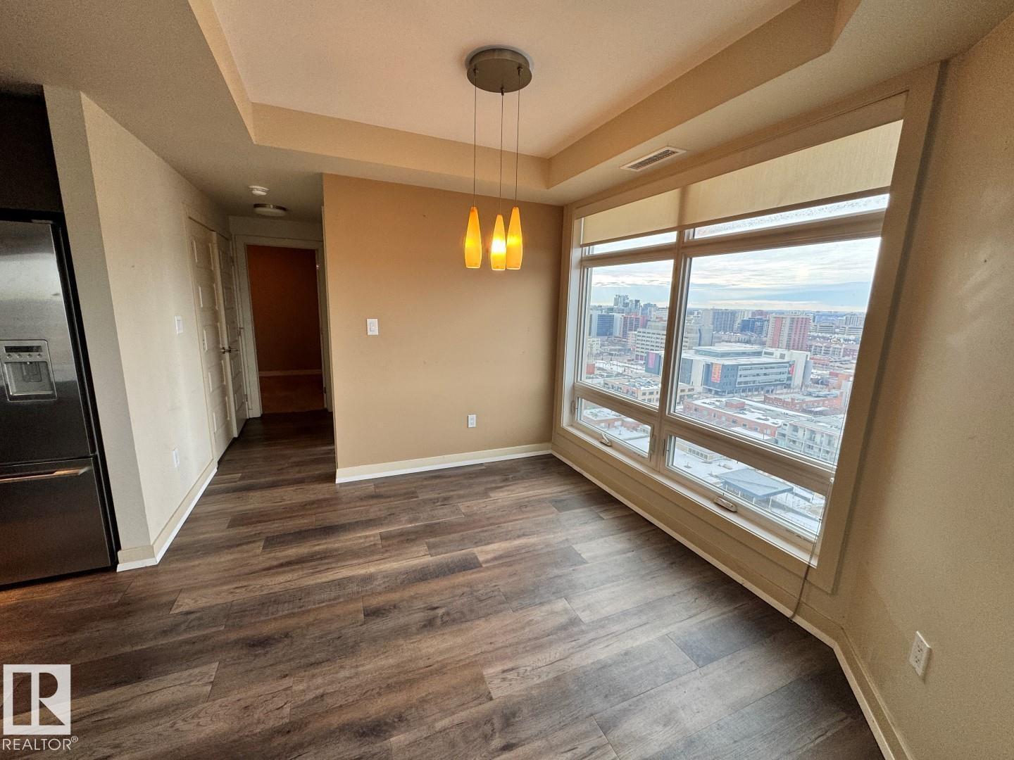 #1804 10388 105 St Nw Property Photo 5