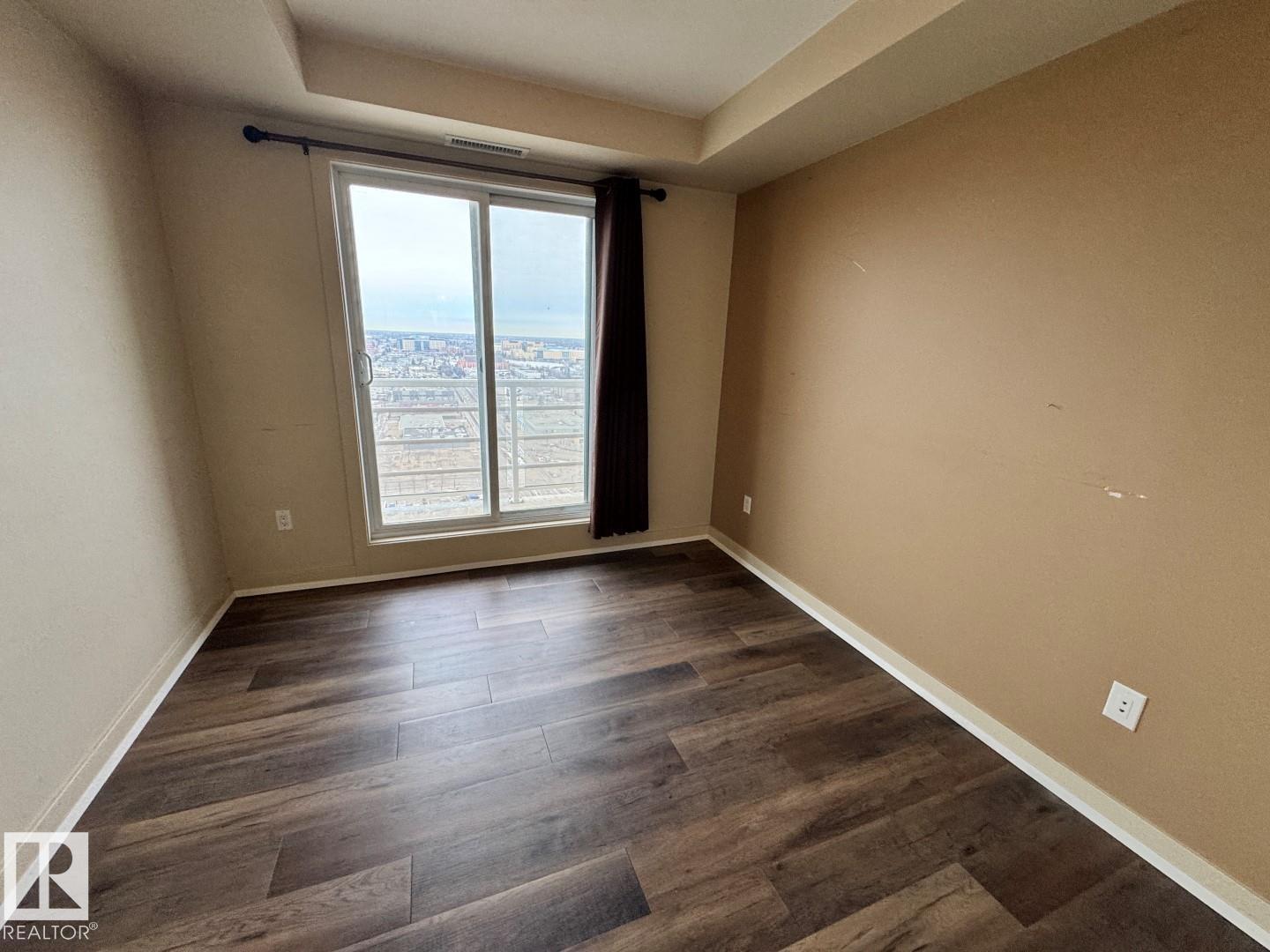#1804 10388 105 St Nw Property Photo 12