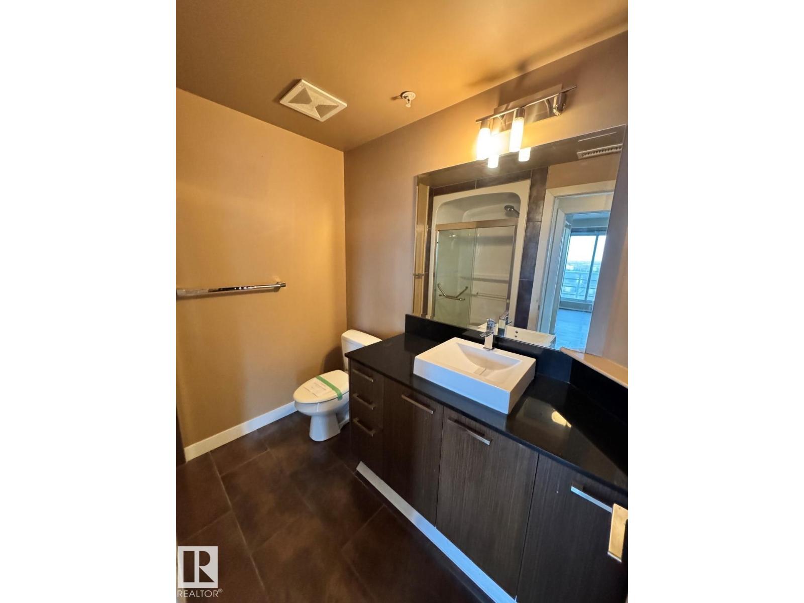 #1804 10388 105 St Nw Property Photo 15