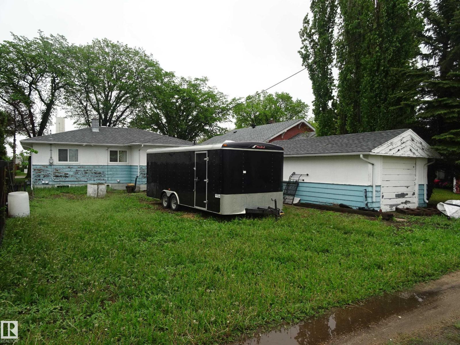 5036 52 St Property Photo 29