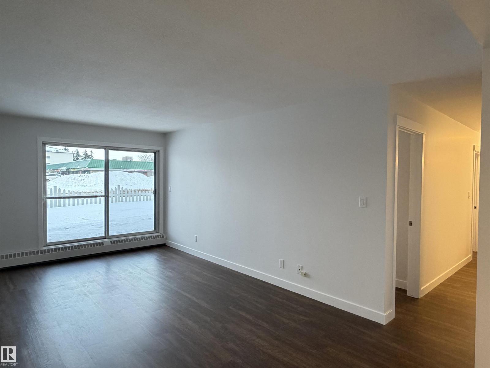#103 10511 19 Av Nw Property Photo 9