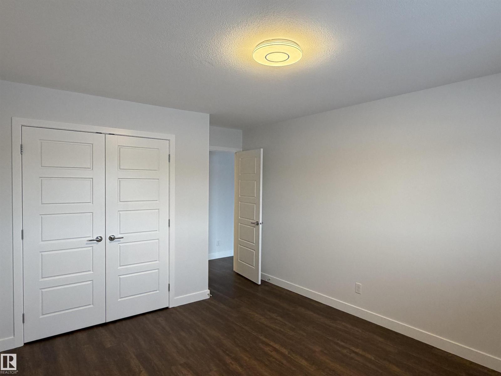 #103 10511 19 Av Nw Property Photo 14