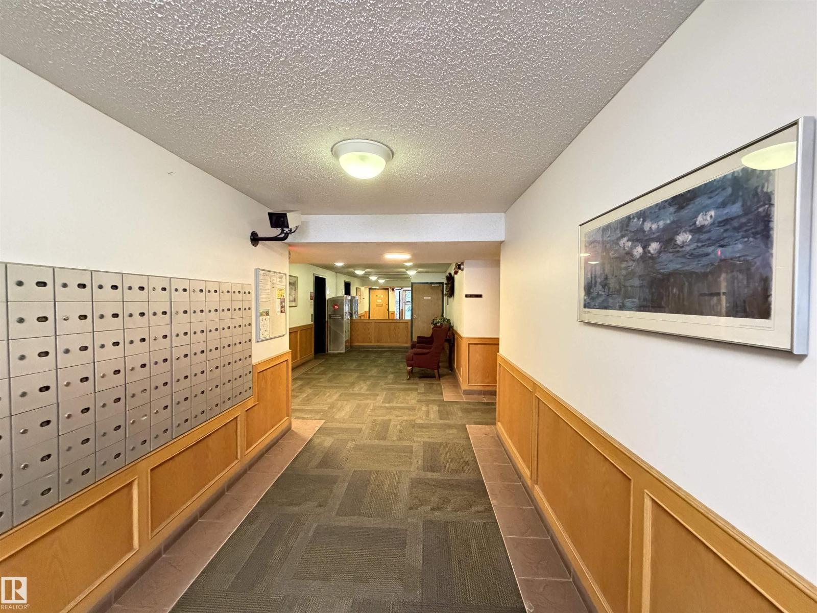 #103 10511 19 Av Nw Property Photo 24