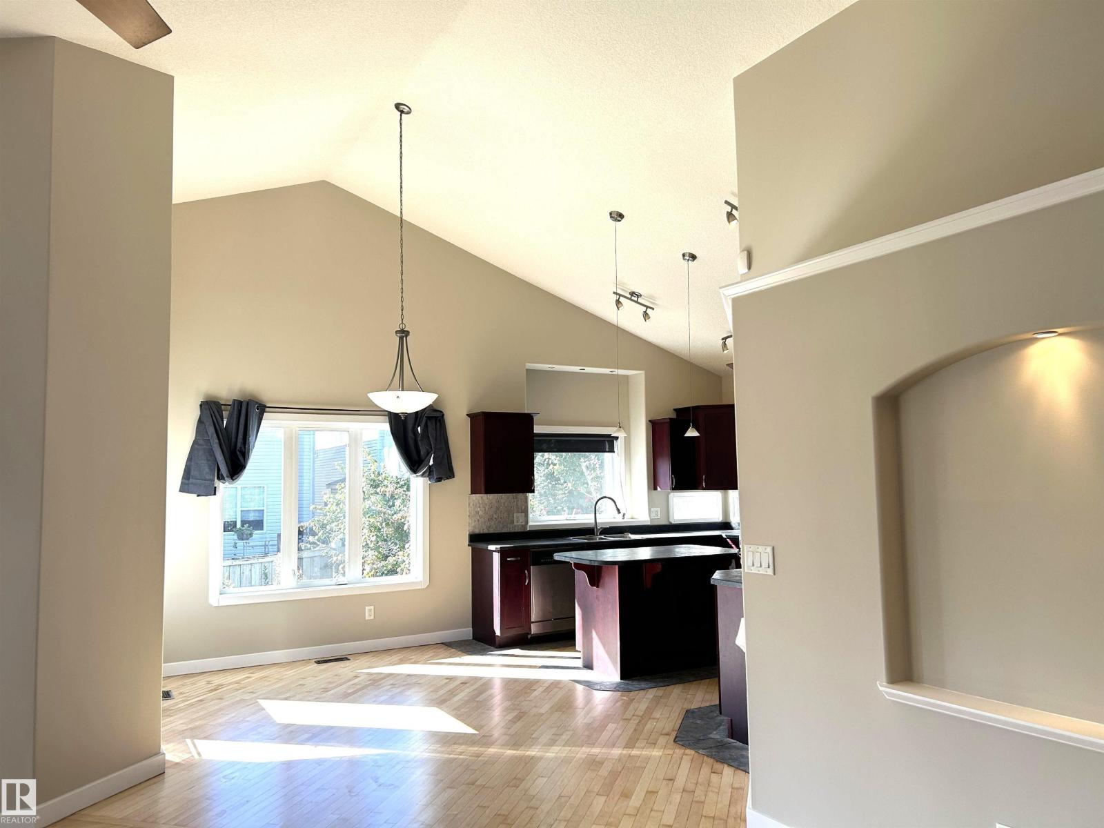 2984 Mcphadden Wy Sw Property Photo 7