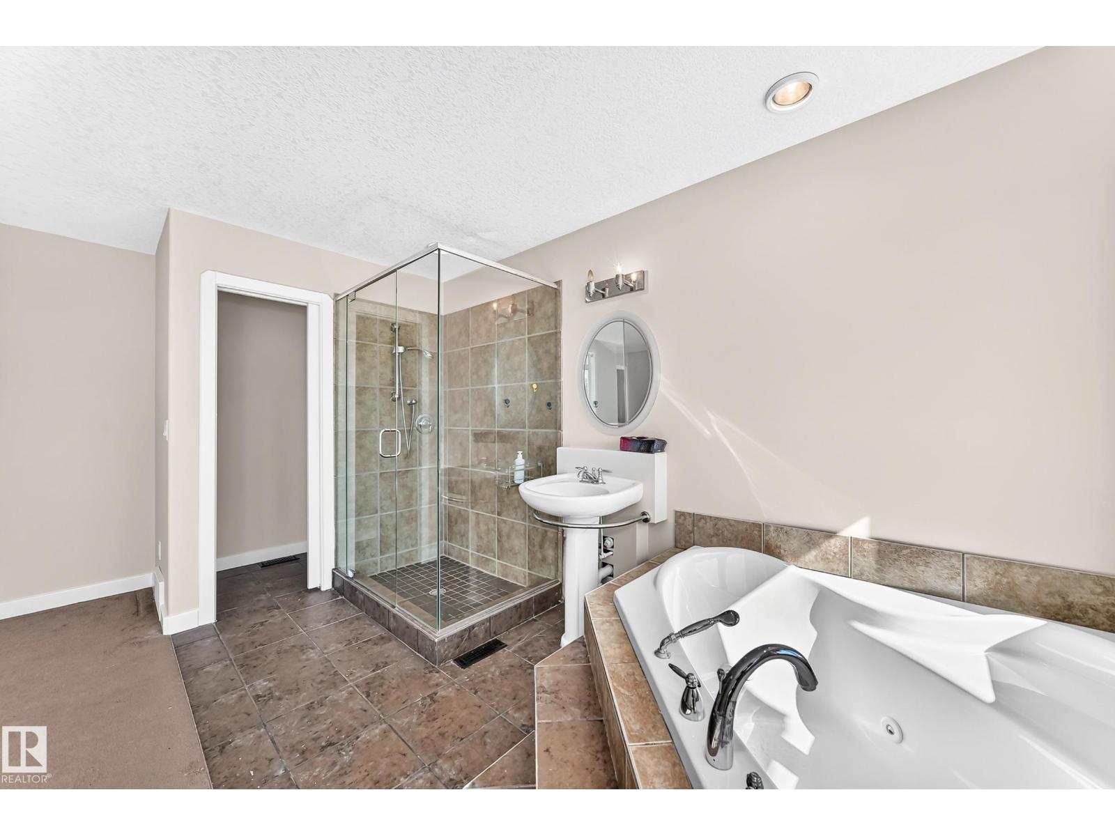 2984 Mcphadden Wy Sw Property Photo 24