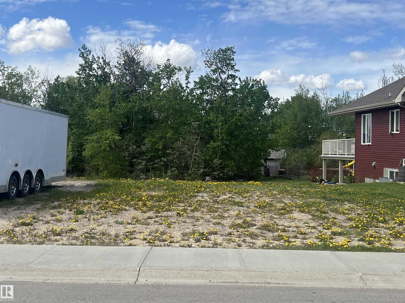 15 Whitetail Pt Property Photo 1