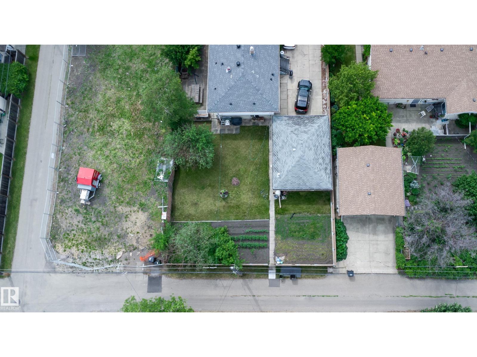 8316 73 Av Nw Property Photo 20
