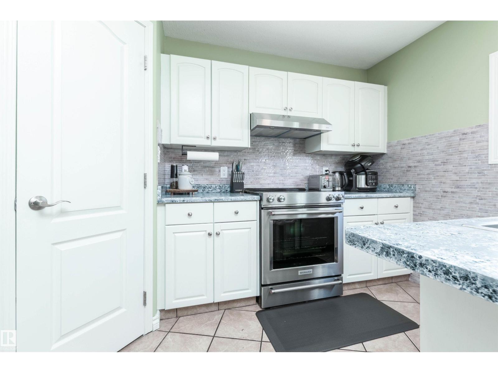 330 Huffman Cr Nw Property Photo 10