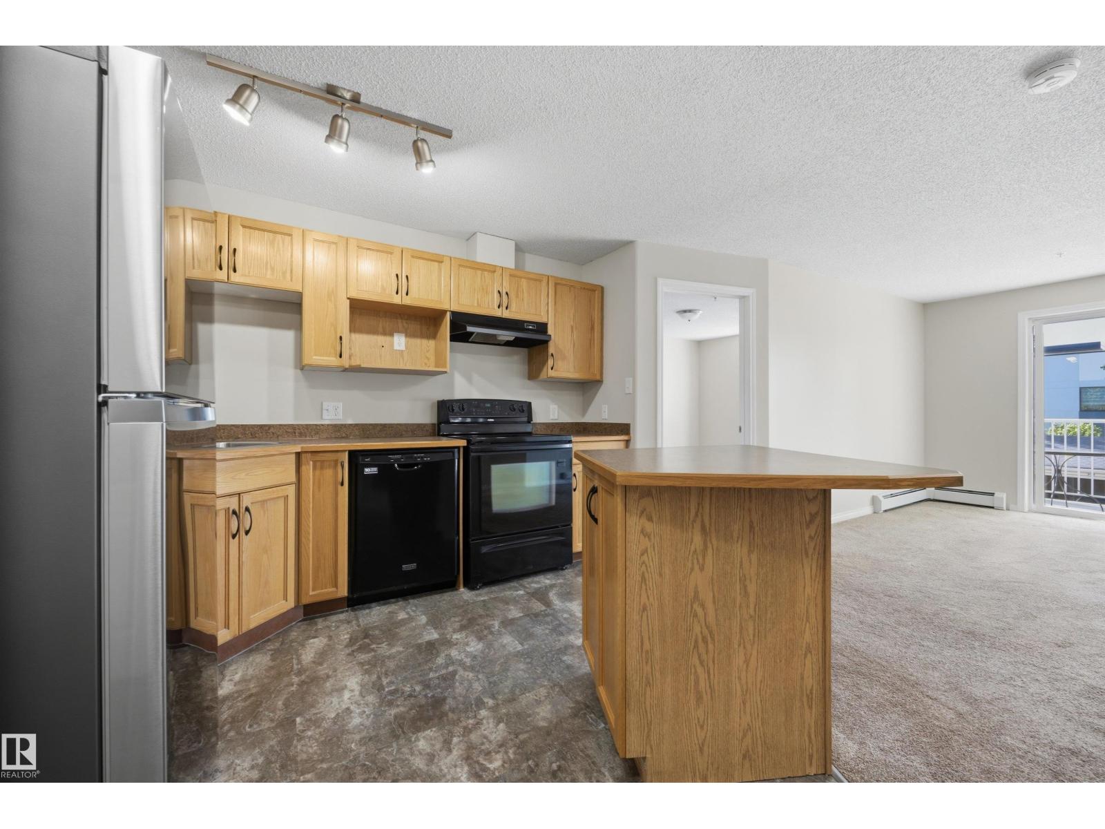 3425 19 St Nw Nw Property Photo 1