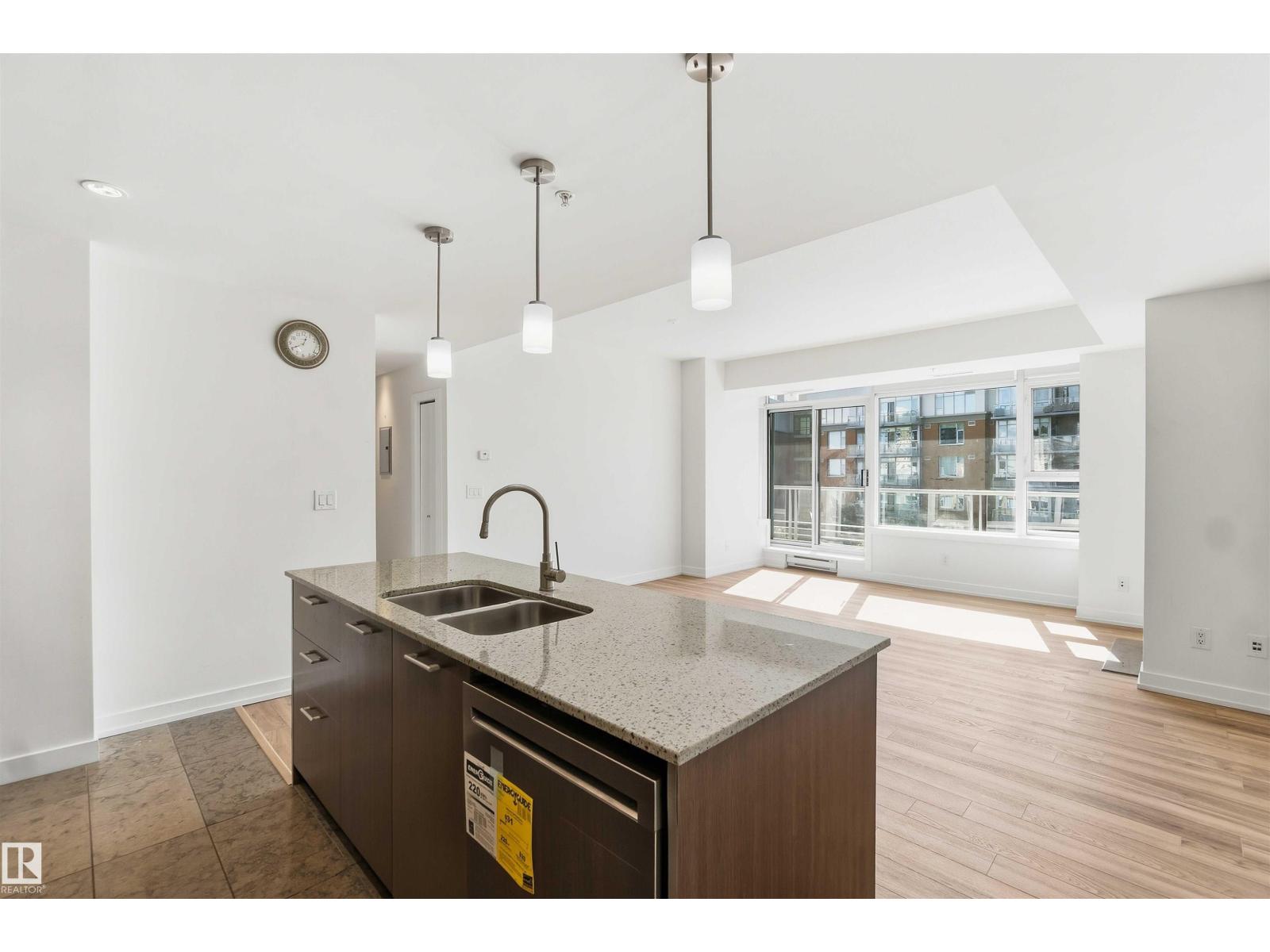 #504 2510 109 St Nw Property Photo 23