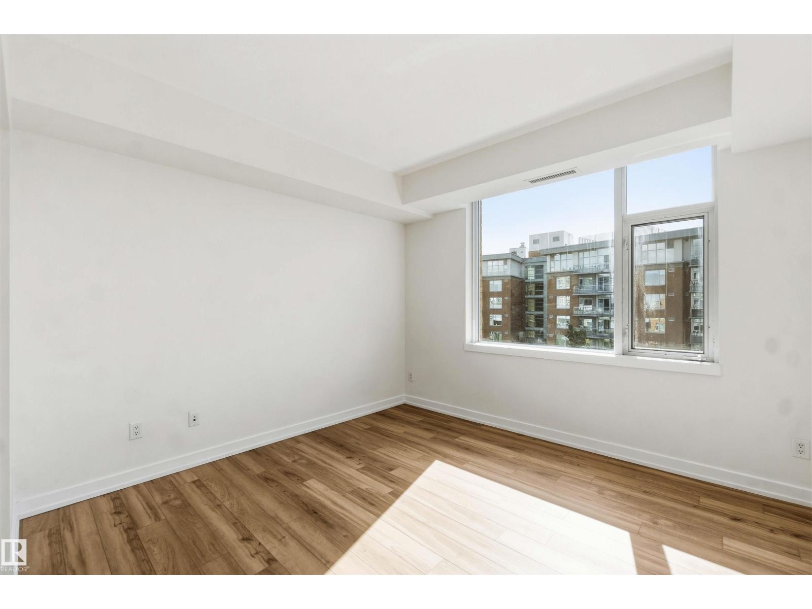 #504 2510 109 St Nw Property Photo 31