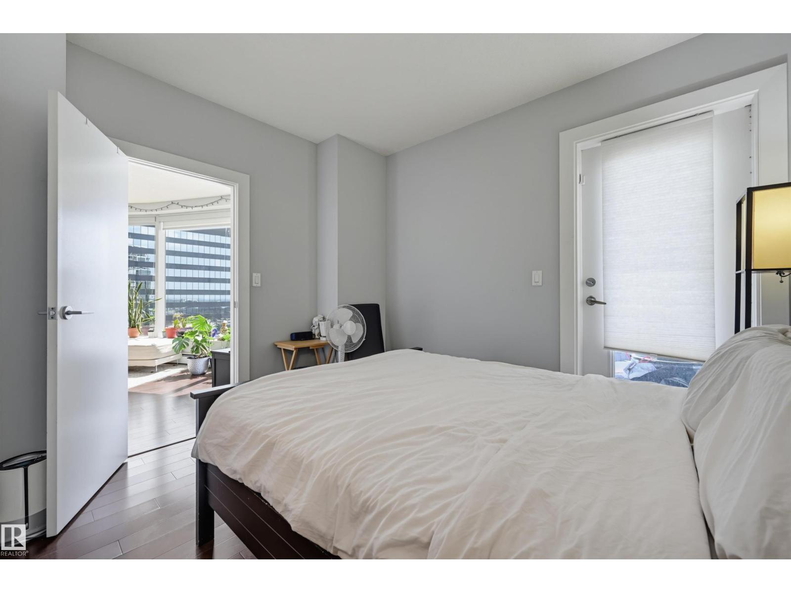 #2204 10152 104 St Nw Property Photo 22