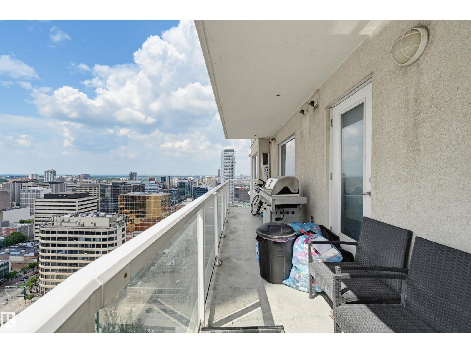 #2204 10152 104 St Nw Property Photo 29