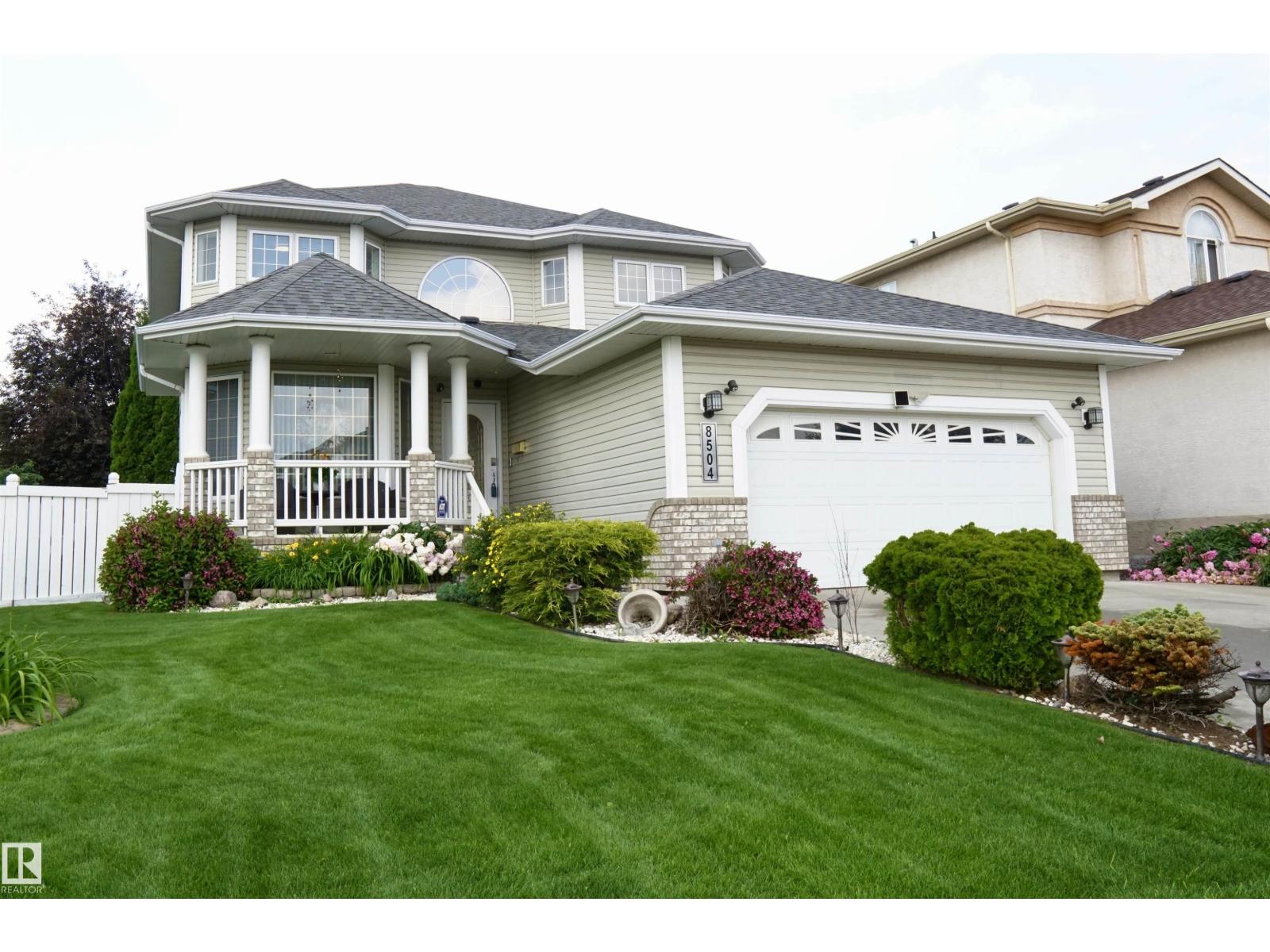 8504 160a Av Nw Property Photo 1
