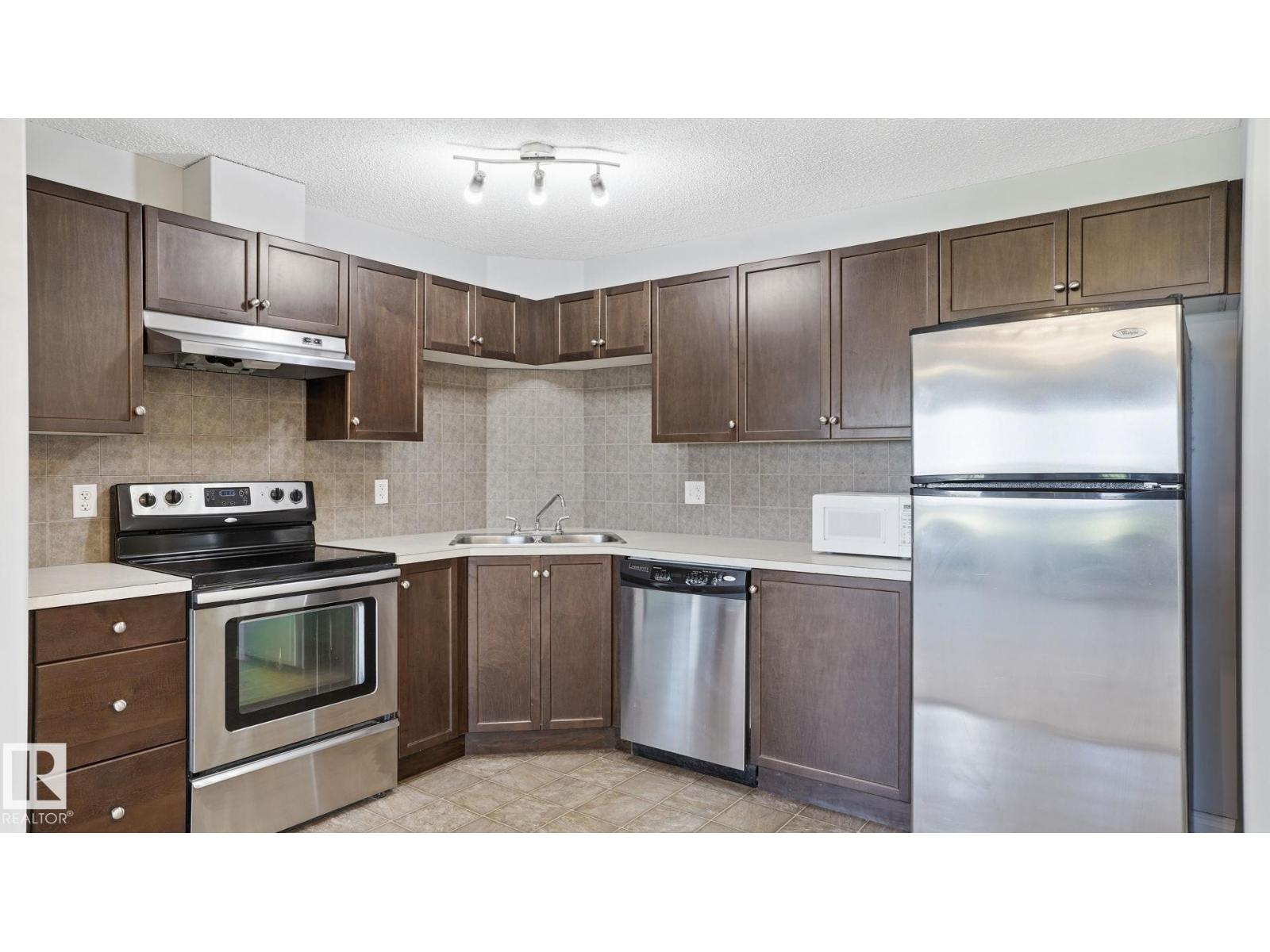 #7319 7327 South Terwillegar Dr Nw Property Photo 4