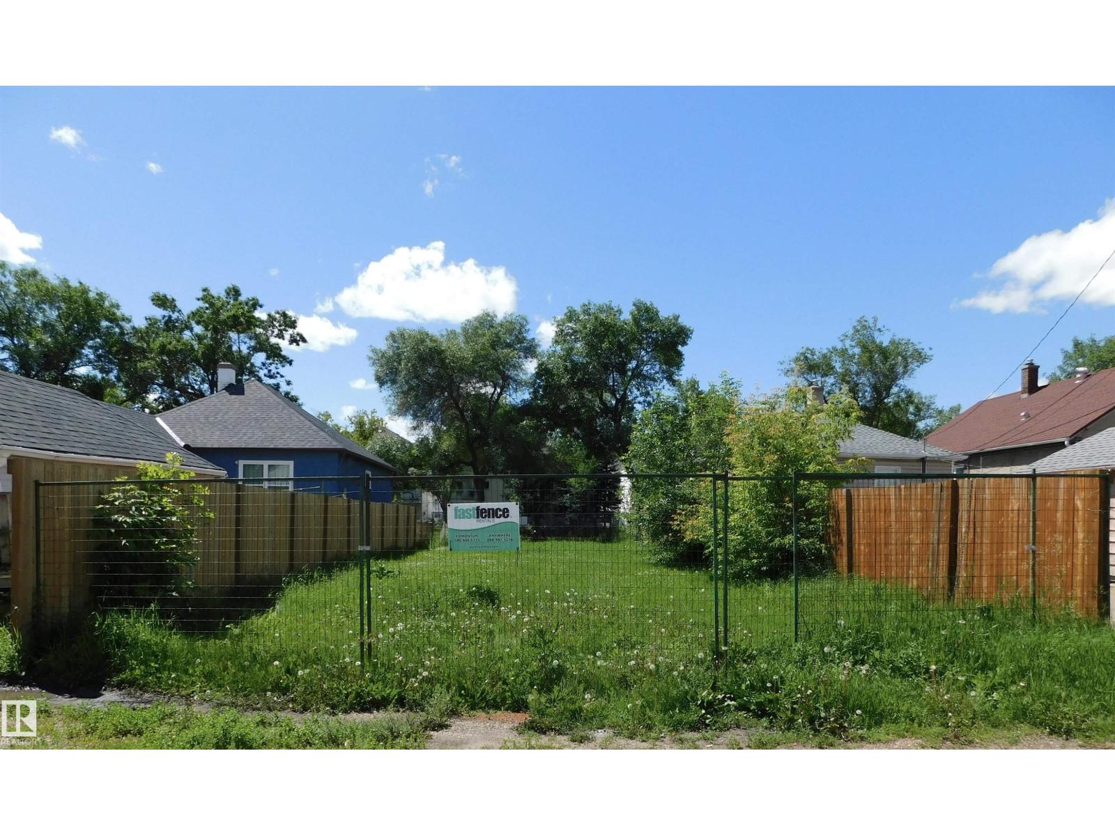 11715 97 St Nw Property Photo 1