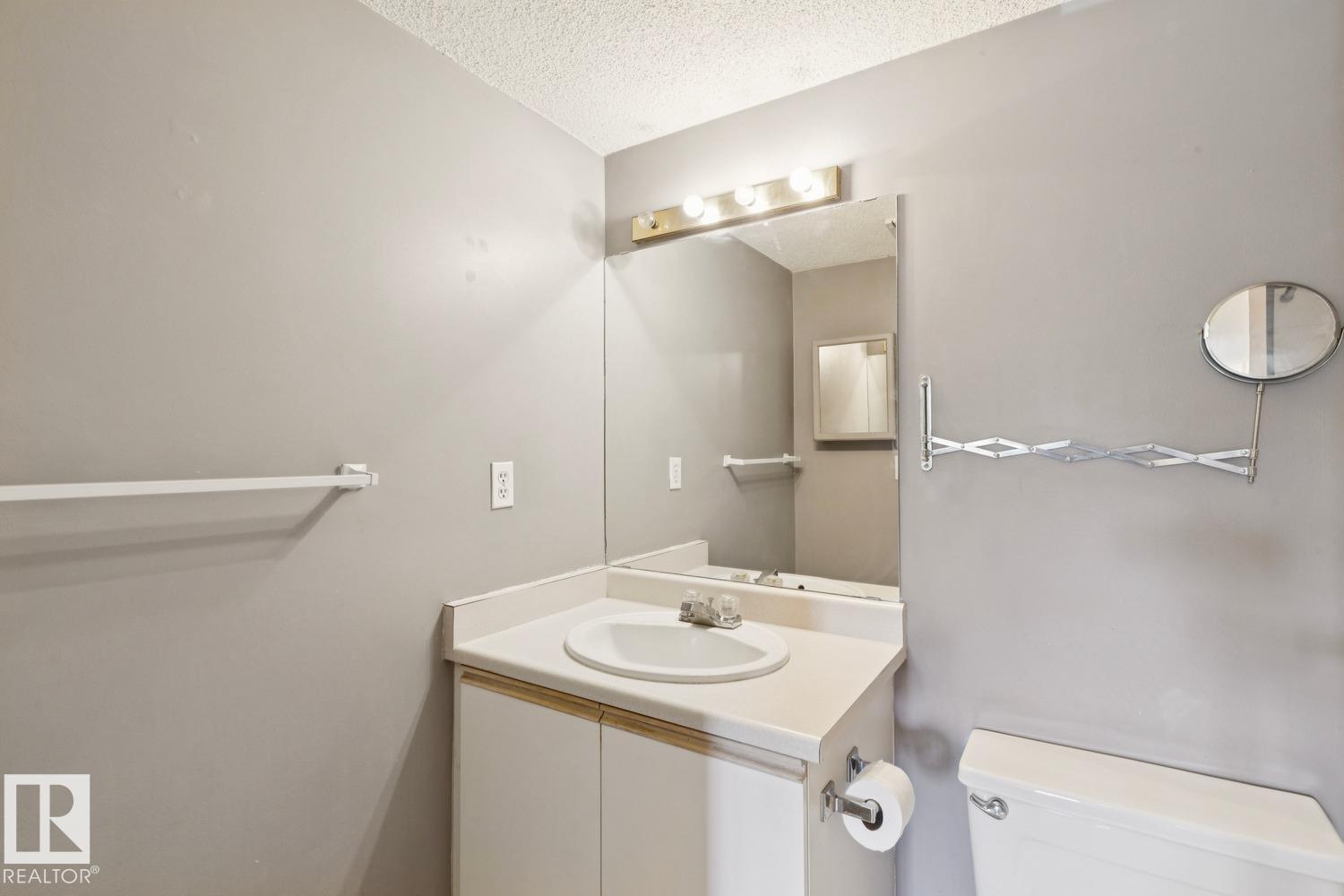#239 10636 120 St Nw Property Photo 16