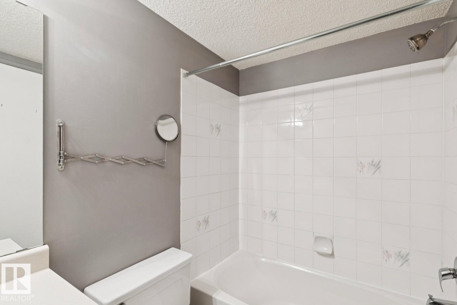 #239 10636 120 St Nw Property Photo 17