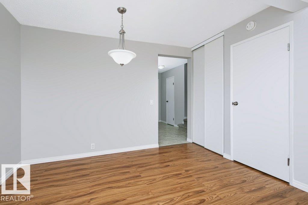 #24 14511 52 St Nw Property Photo 9