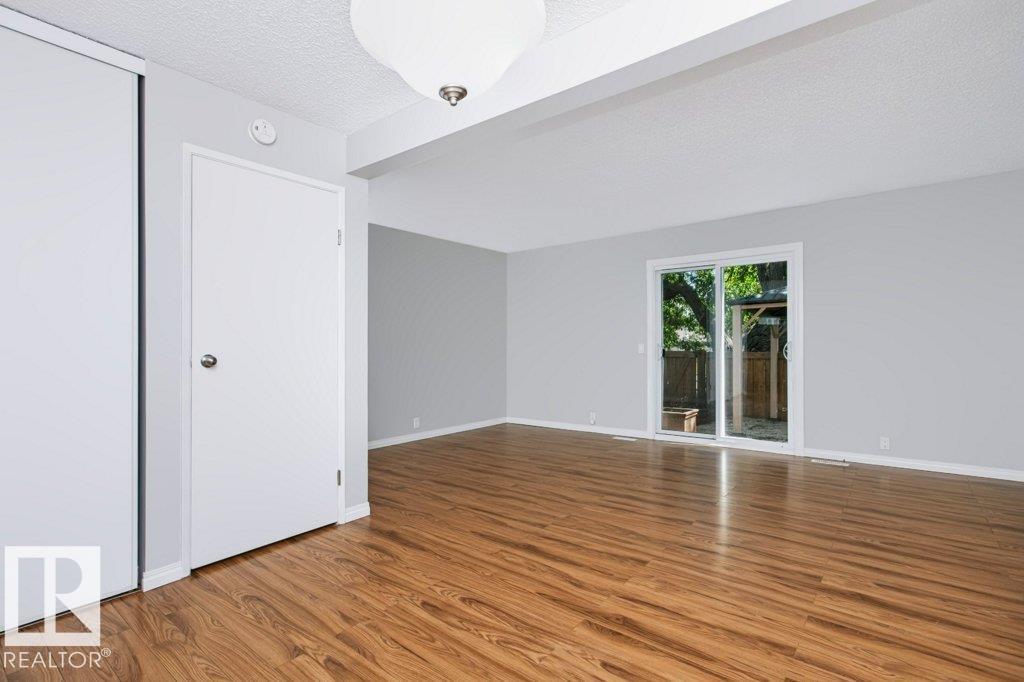 #24 14511 52 St Nw Property Photo 10