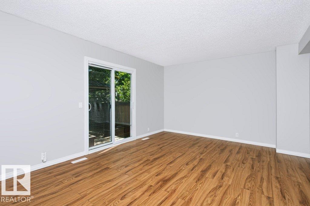 #24 14511 52 St Nw Property Photo 15
