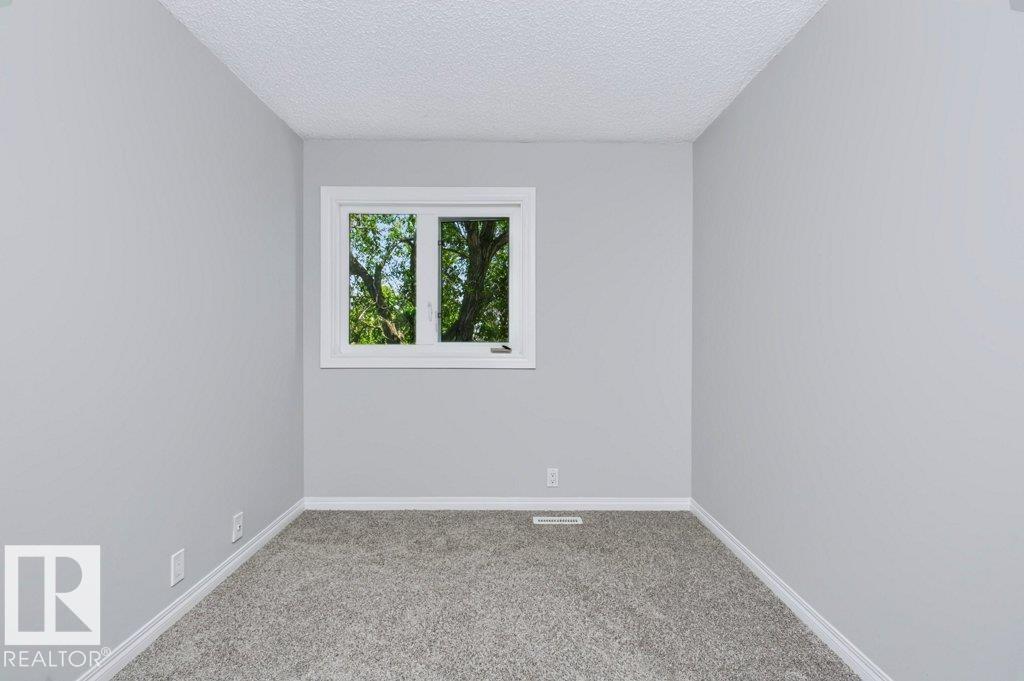 #24 14511 52 St Nw Property Photo 23