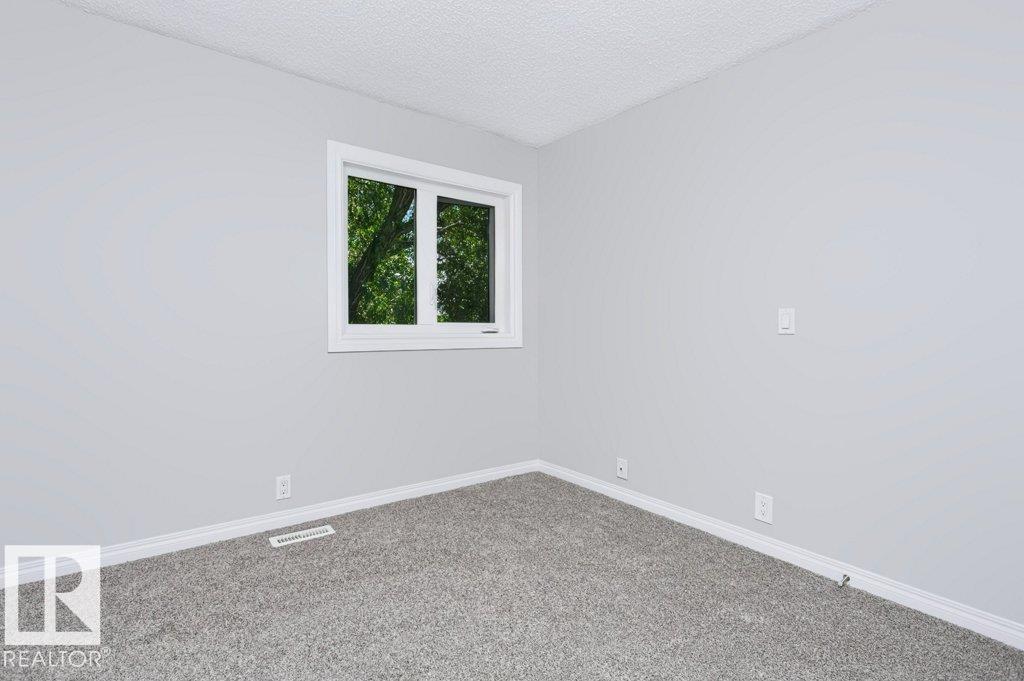 #24 14511 52 St Nw Property Photo 25