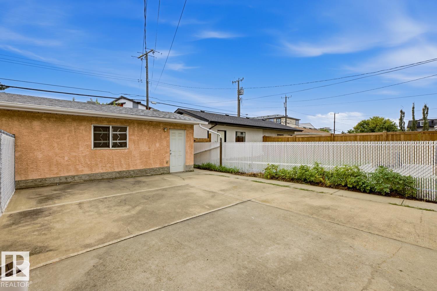 11120 132 St Nw Property Photo 5