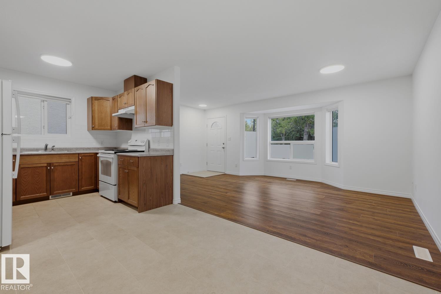 11120 132 St Nw Property Photo 9