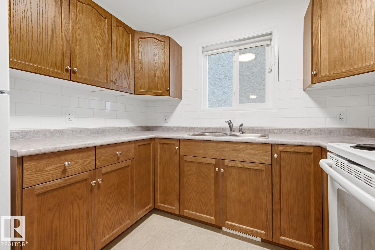 11120 132 St Nw Property Photo 13