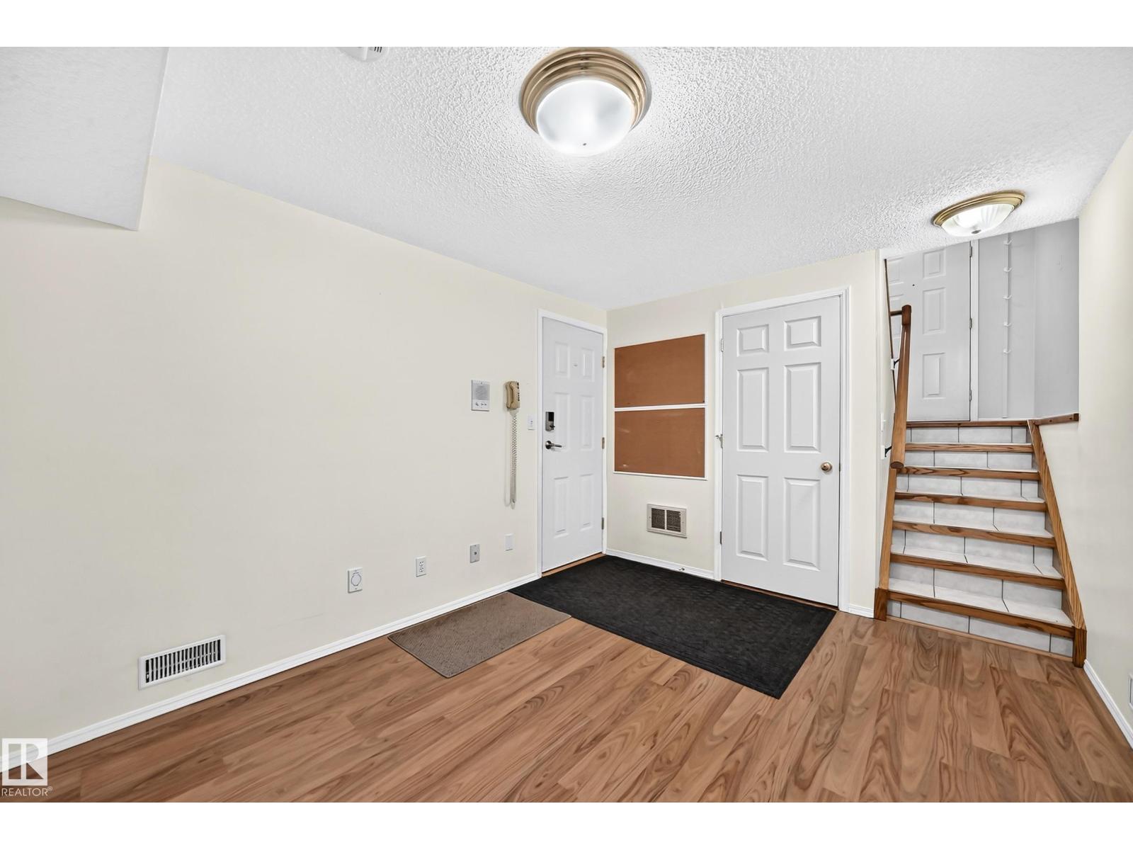 #51 9630 176 St Nw Property Photo 30