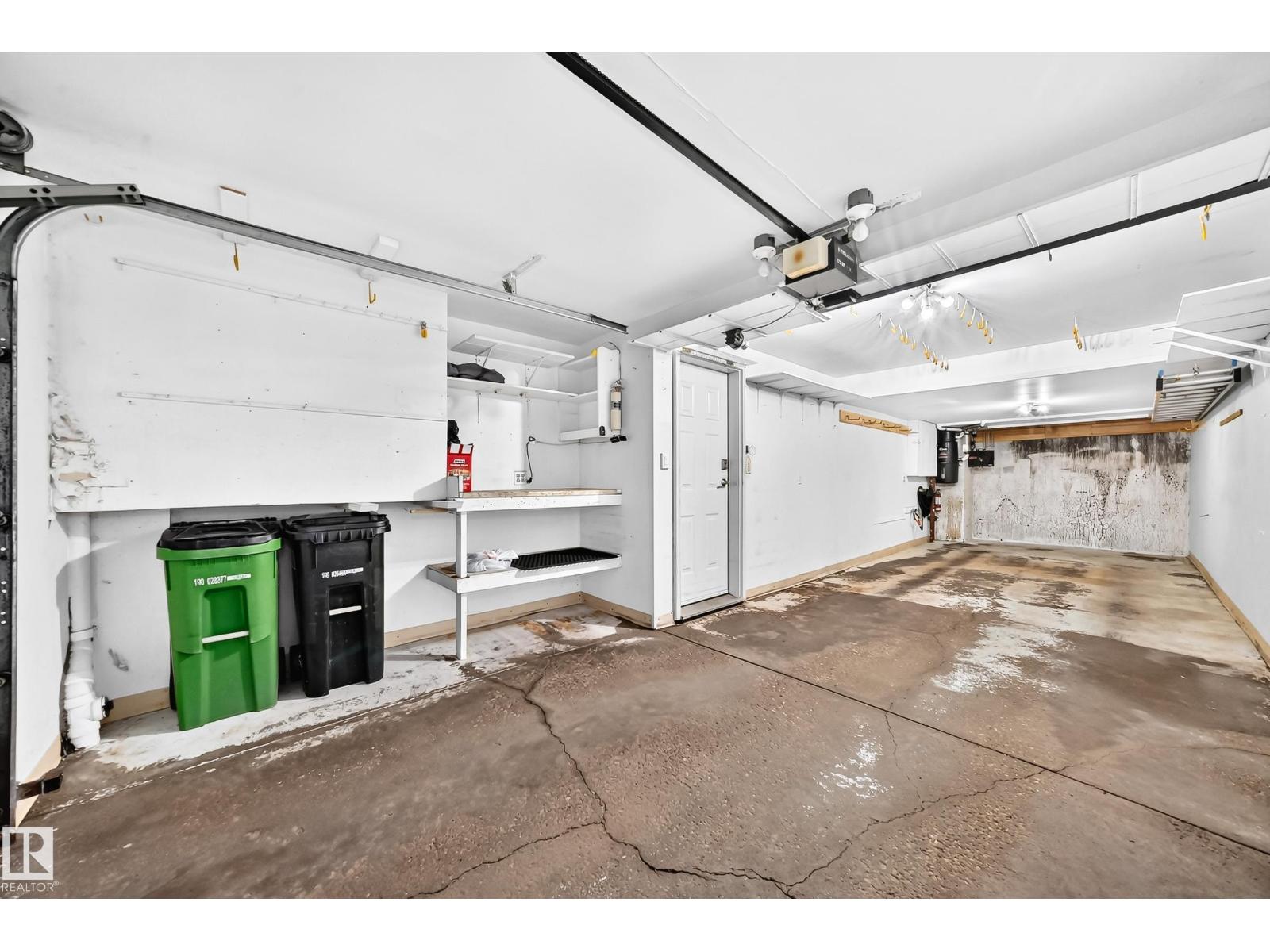 #51 9630 176 St Nw Property Photo 38