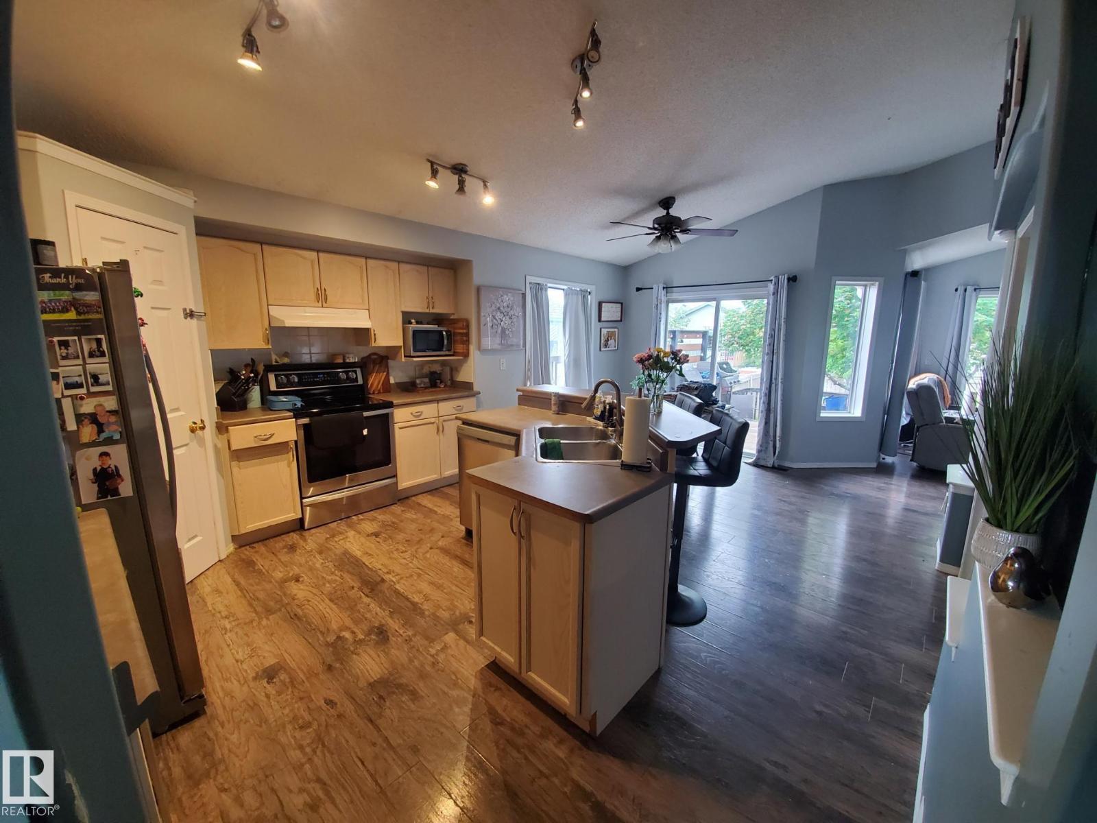 53 Langley Property Photo 2