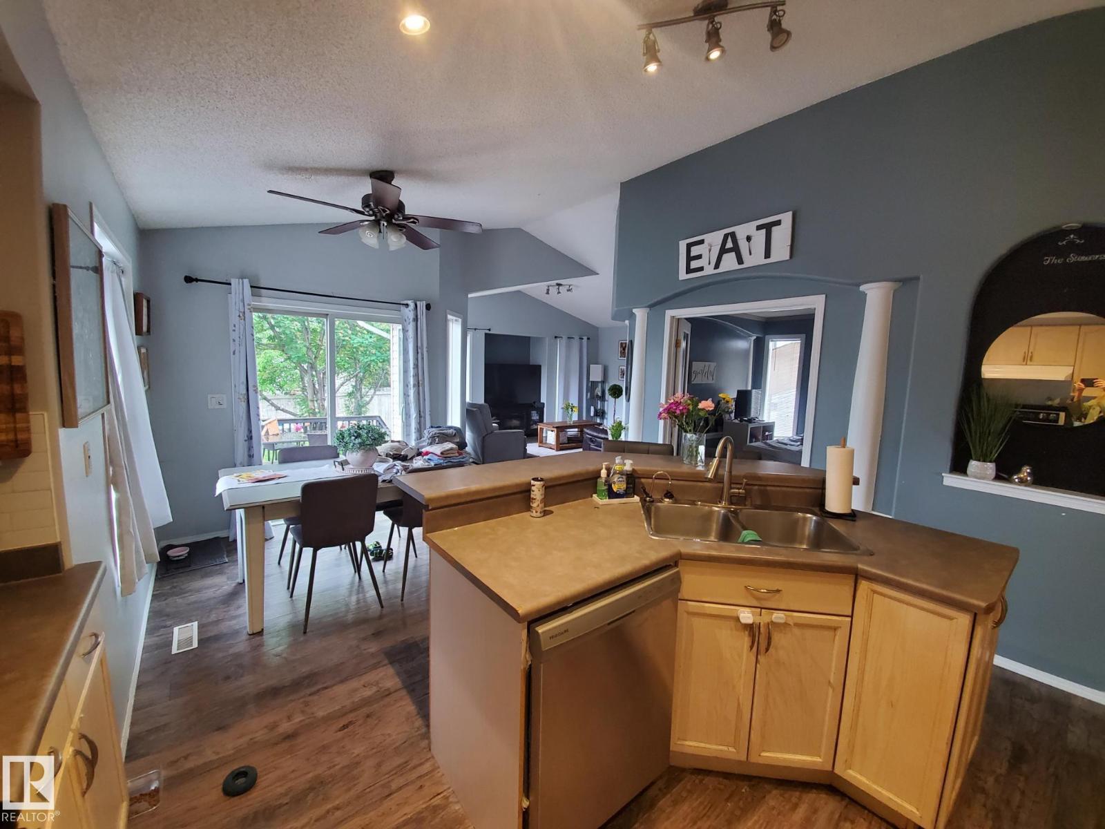 53 Langley Property Photo 4