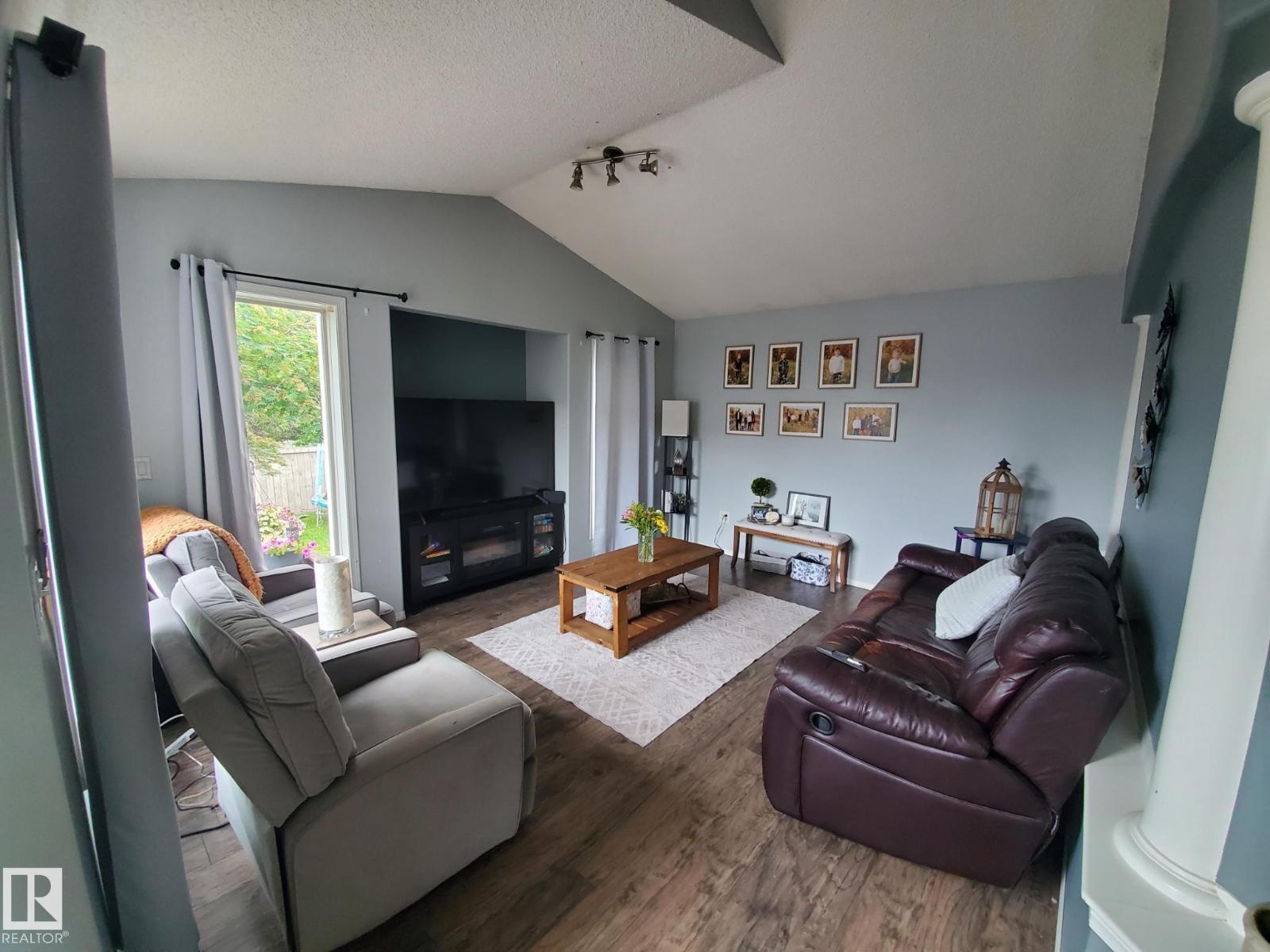 53 Langley Property Photo 5