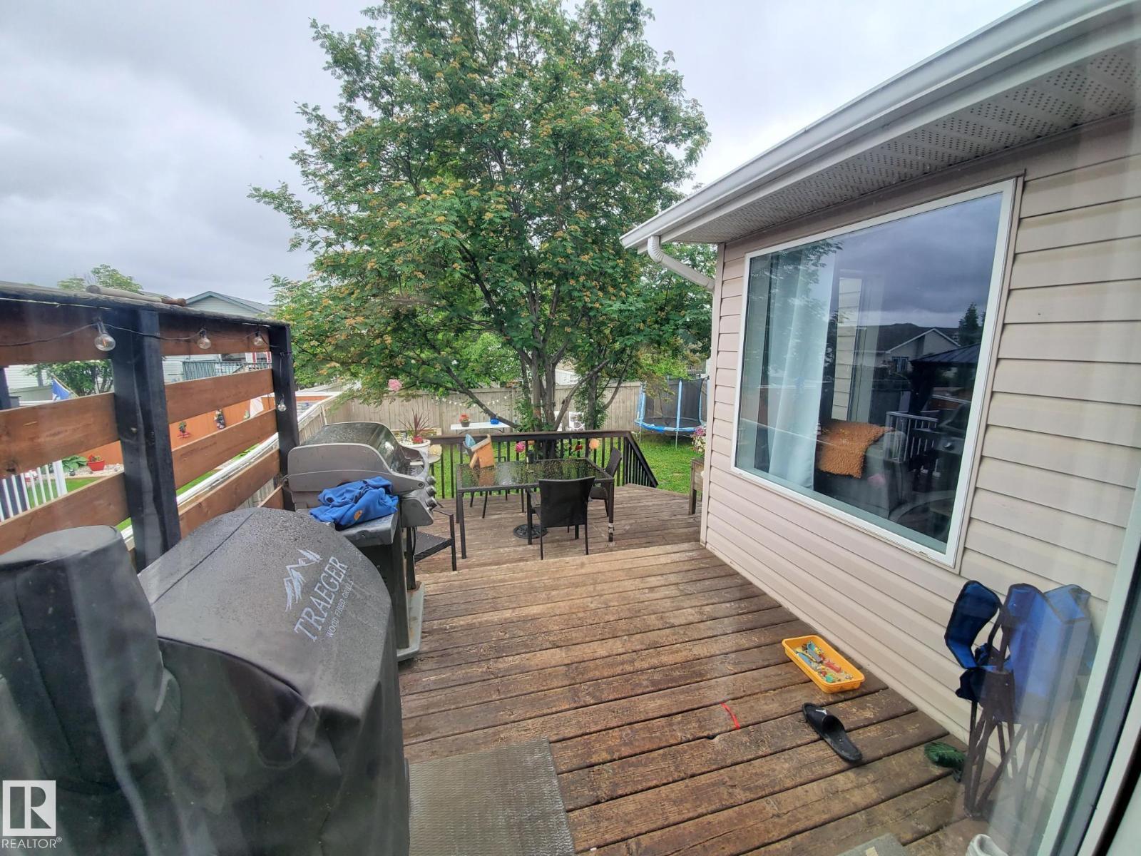53 Langley Property Photo 8