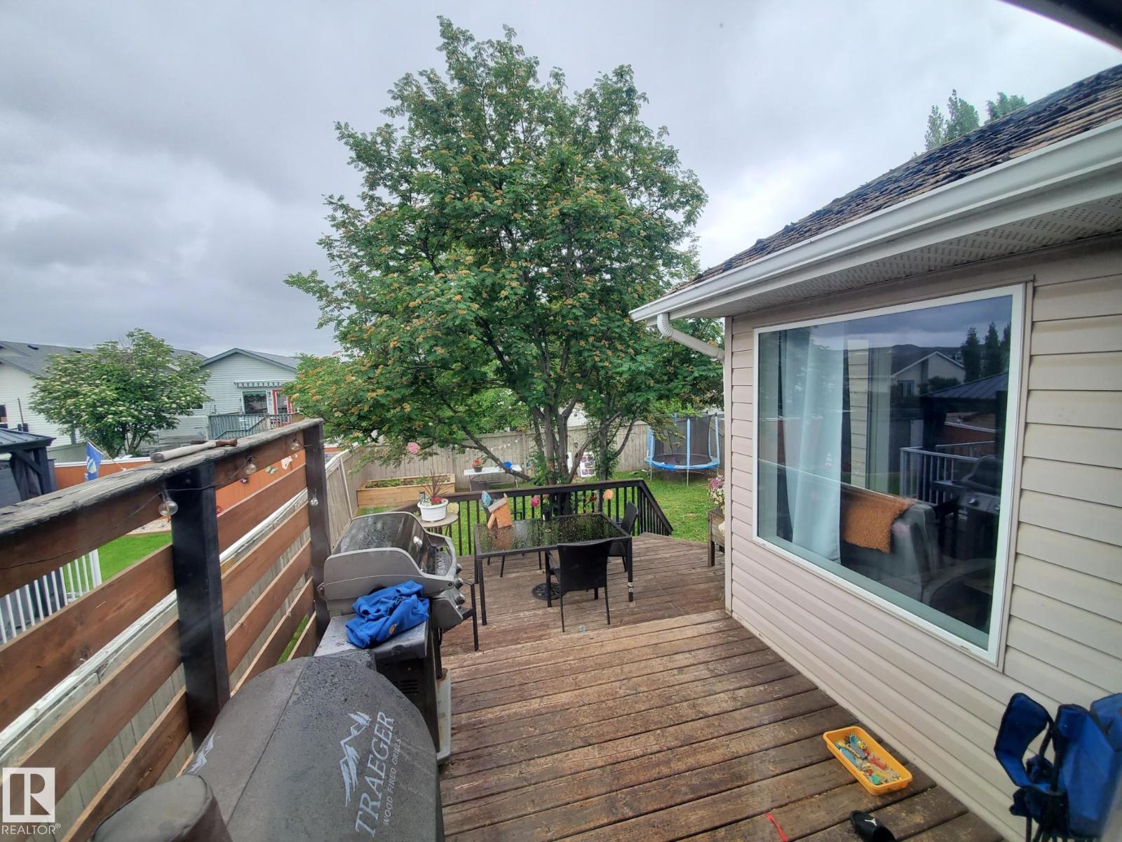 53 Langley Property Photo 9