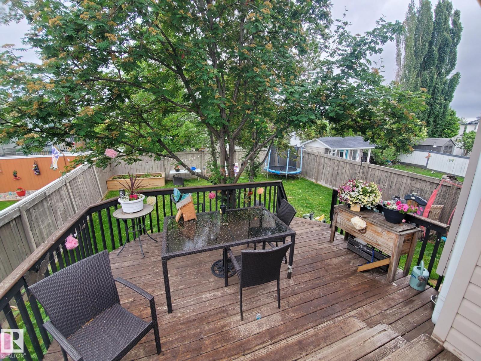 53 Langley Property Photo 10