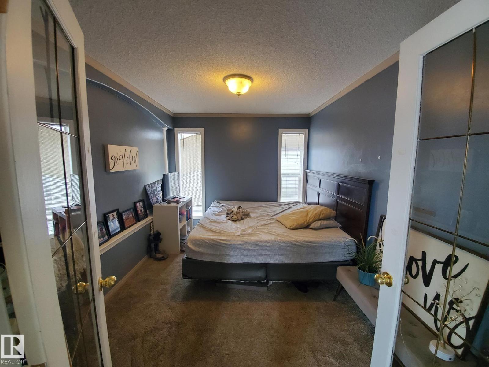 53 Langley Property Photo 11