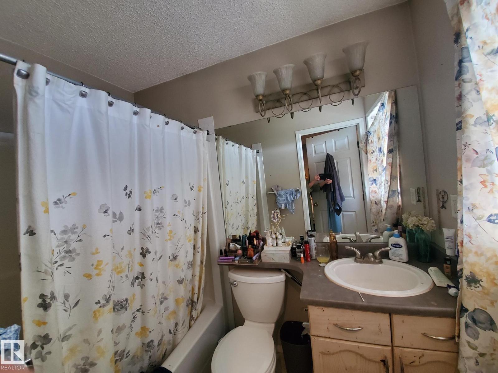 53 Langley Property Photo 18