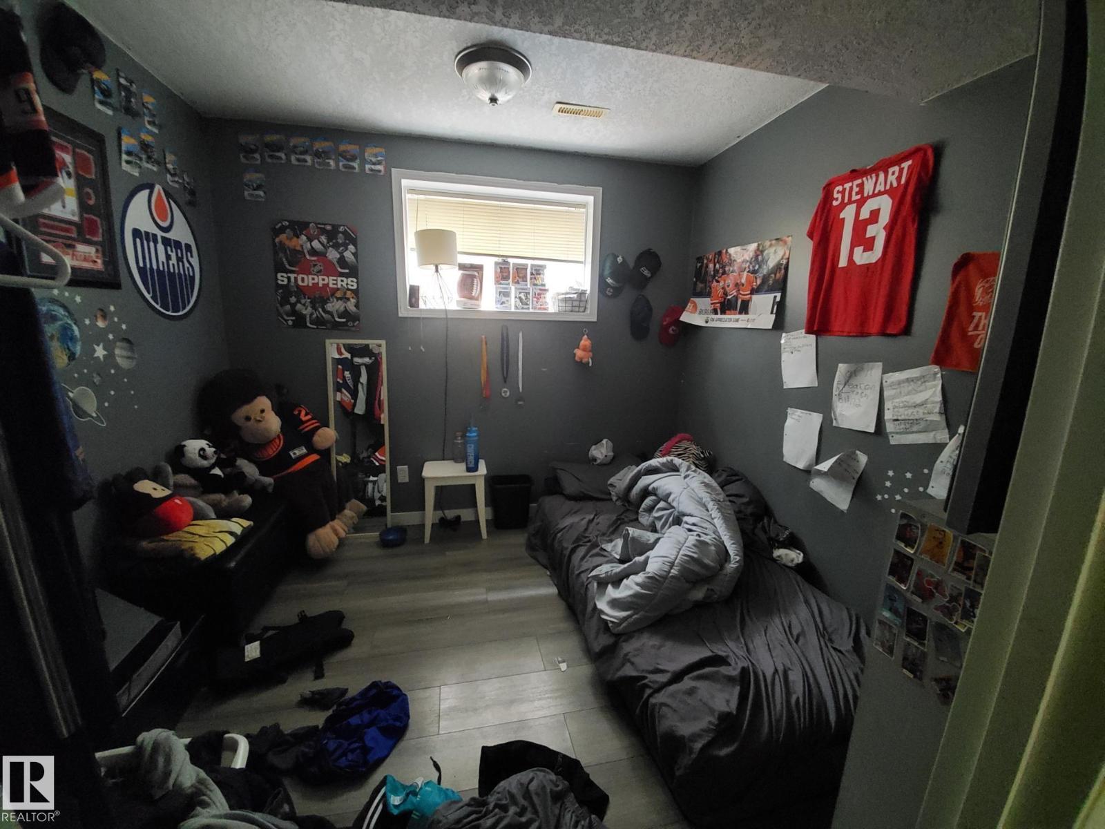 53 Langley Property Photo 22